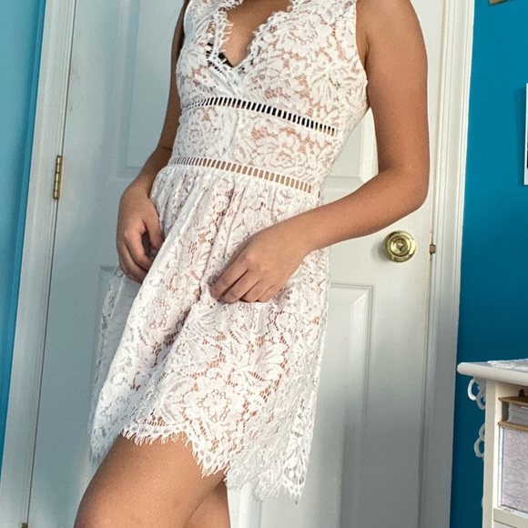 TOBI Dress - Picture 4 of 4